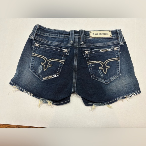 Rock Revival Erin denim jeans shorts size 31 with 3.5” inseam NWT - Picture 2 of 7